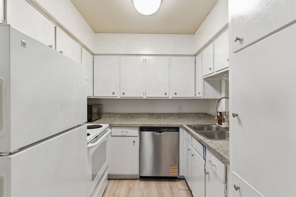 Bowser Ave Condo 4112 - Residential