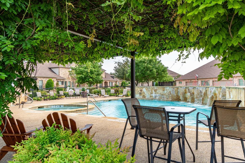 Villas At Willow Grove - Residential