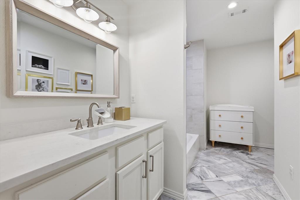 Briarwood Colleyville - Residential