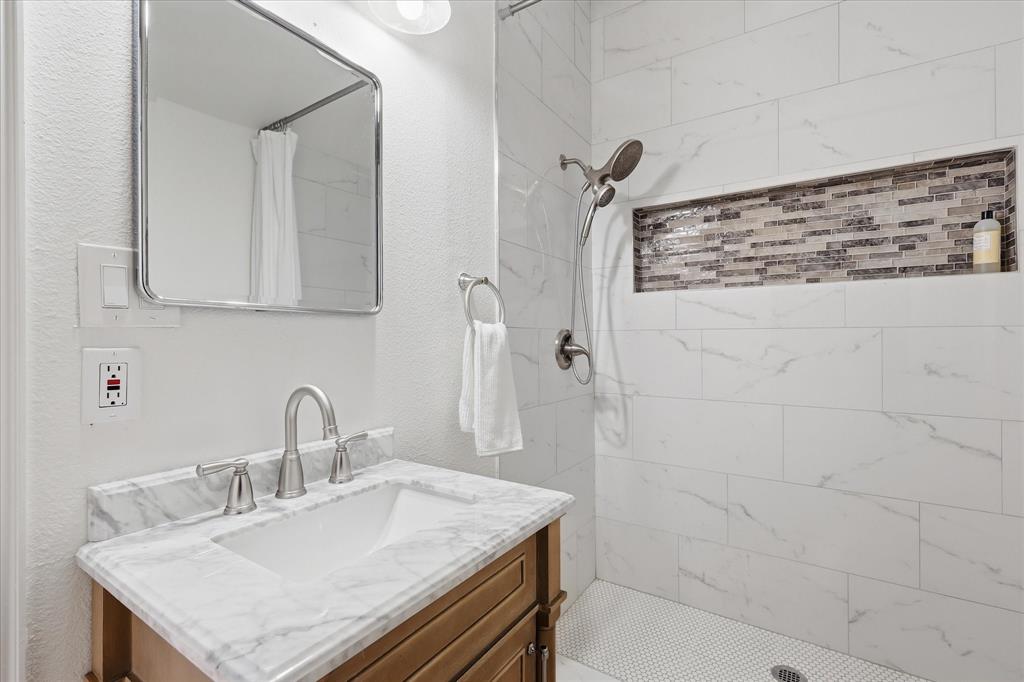 Briarwood Colleyville - Residential