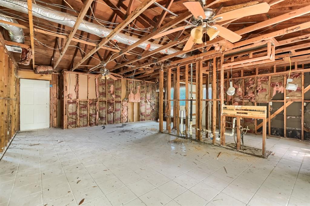 Crestview East 02 - Residential