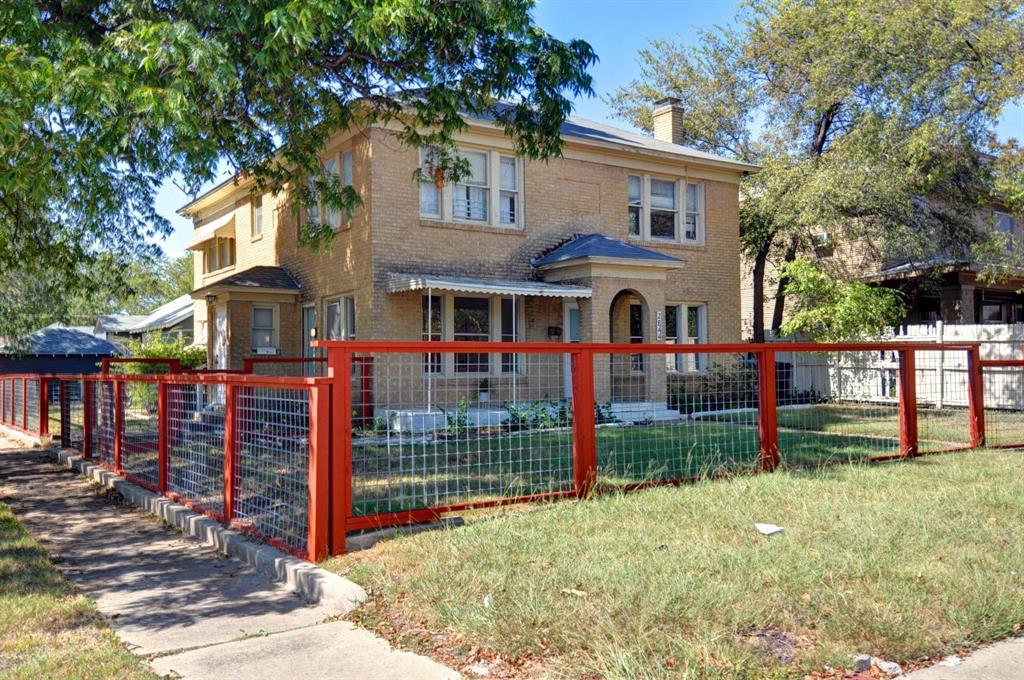 Positioned in the heart of Fort Worth, this fully leased triplex offers an exceptional investment opportunity just minutes from TCU, the Medical District, and downtown. Delivering strong in-place income and stability, the property has been thoughtfully maintained and presents a seamless, turn key transition for the next owner. Secure a high-performing asset in a highly desirable location.  cap rate 7%