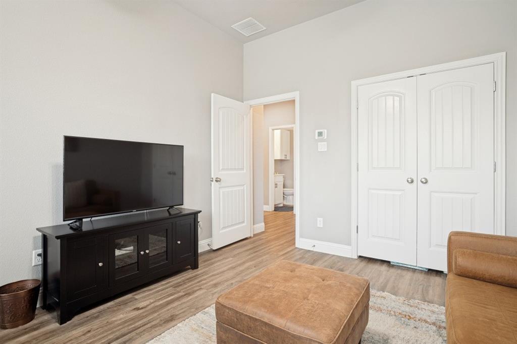 Falcon Rdg-Ph 01 - Residential
