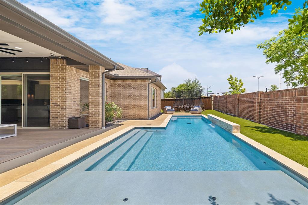 Mainvue At Phillips Creek Ranc - Residential