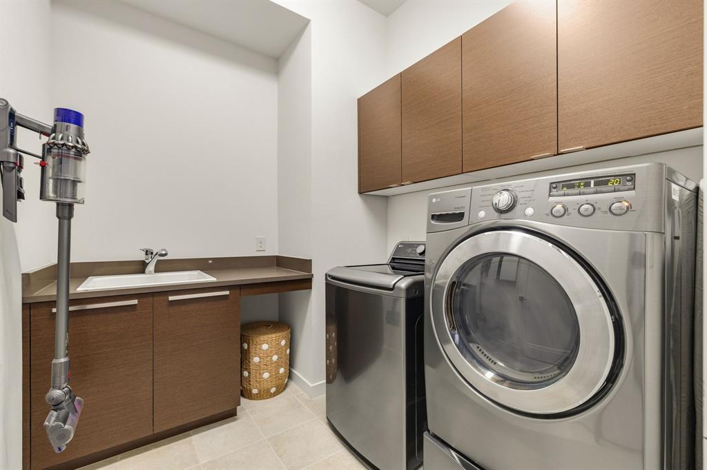 Mainvue At Phillips Creek Ranc - Residential