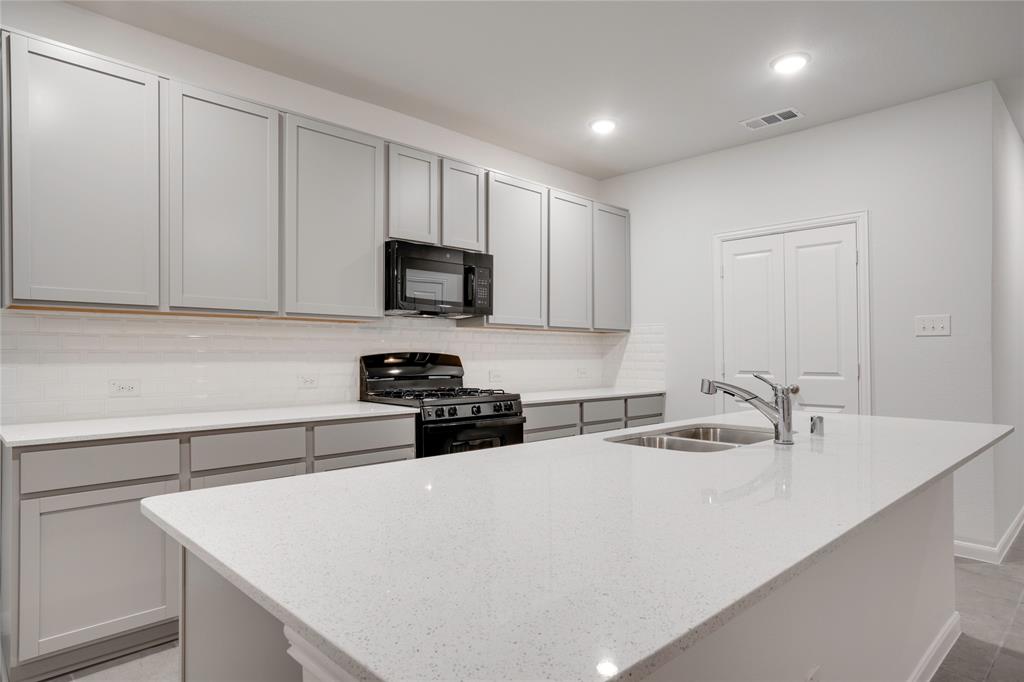 Travis Ranch Ph 3e - Residential