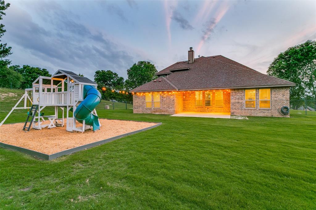 Mustang Pointe - Residential