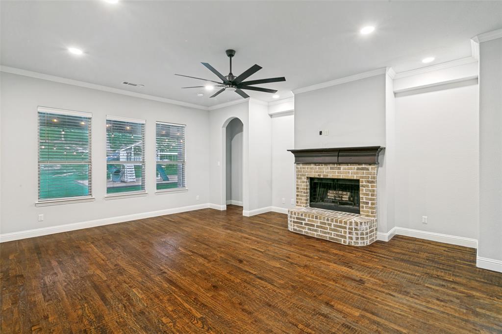 Mustang Pointe - Residential