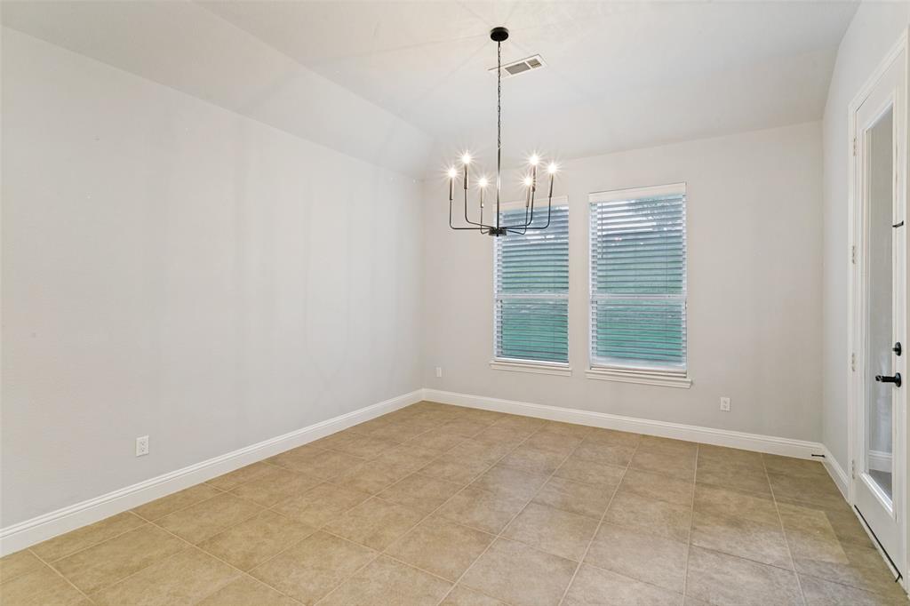 Mustang Pointe - Residential