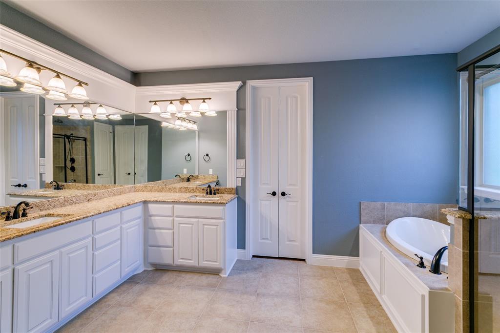 Mustang Pointe - Residential