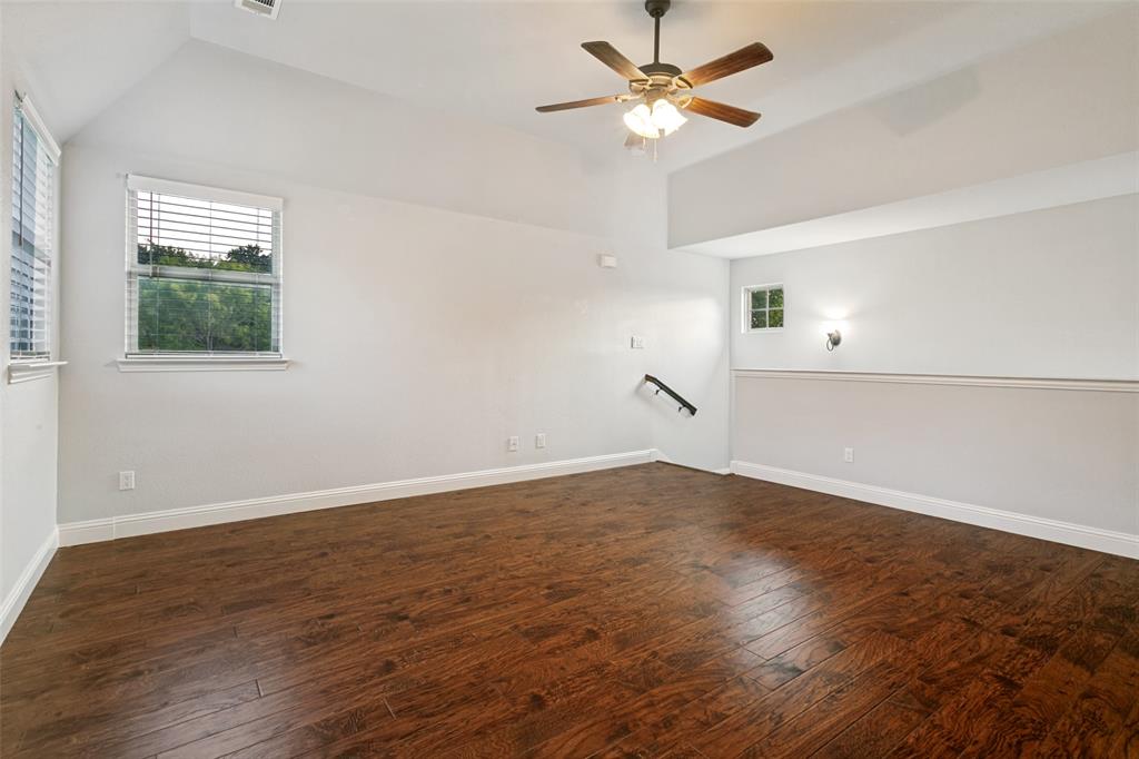 Mustang Pointe - Residential