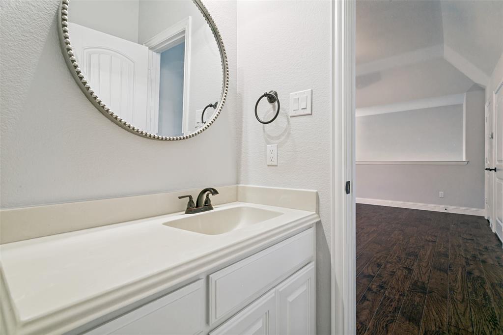 Mustang Pointe - Residential