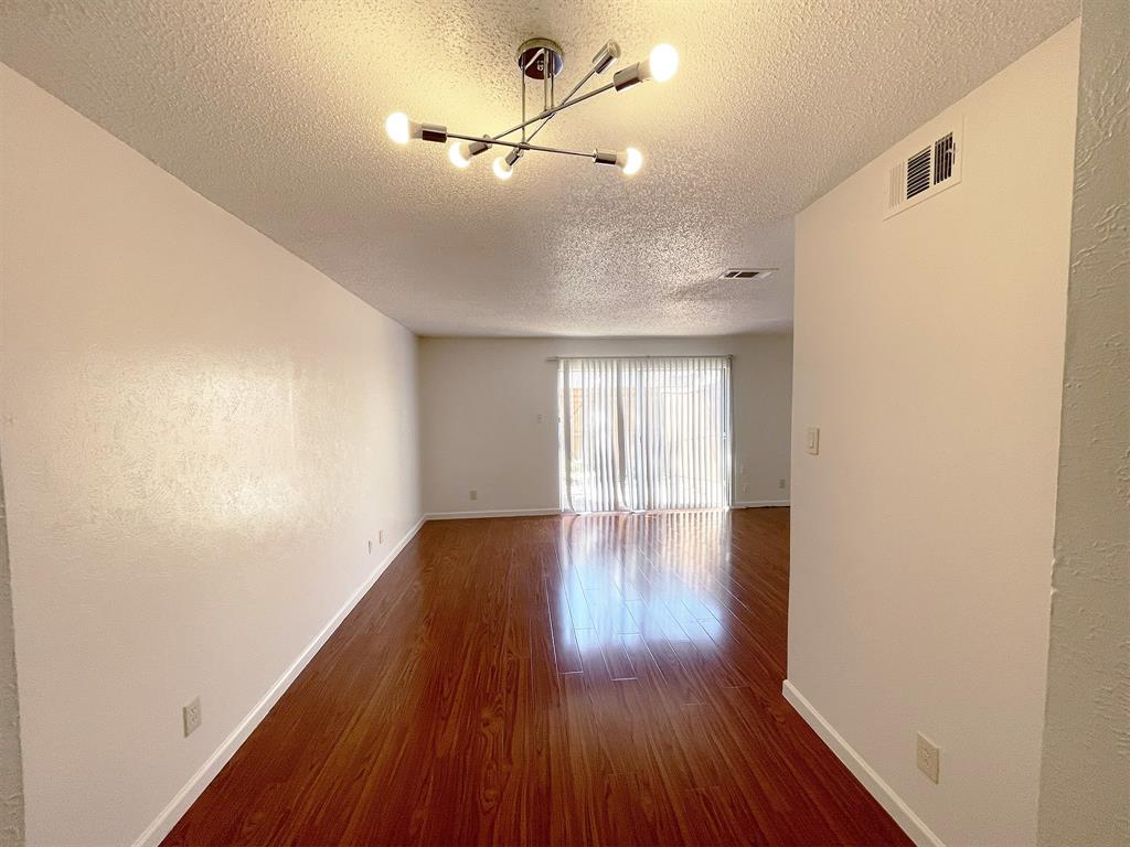 Richardson Life Style Twnhms - Residential