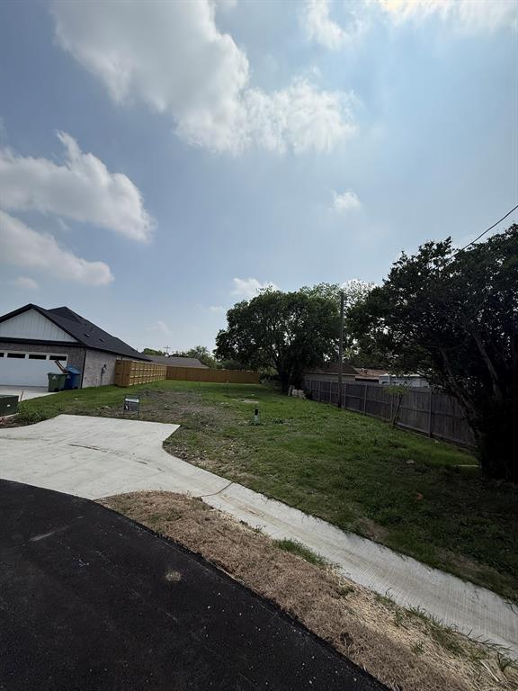Garza Lake Estates - Land