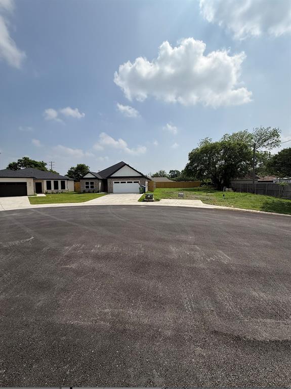 Garza Lake Estates - Land