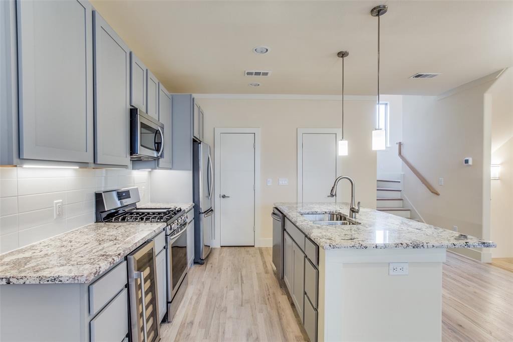 Clifton Place Add 01 - Residential Lease