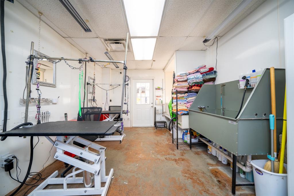 Wallace Add - Commercial Sale