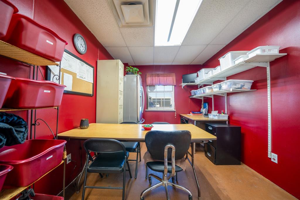 Wallace Add - Commercial Sale