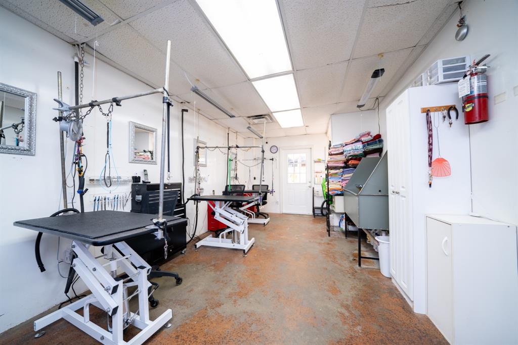 Wallace Add - Commercial Sale