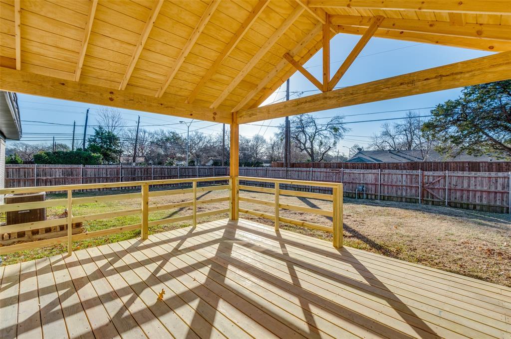 Valwood Park 14 - Residential