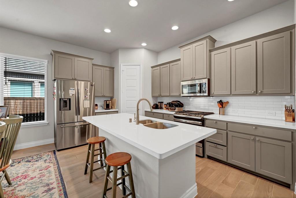 Devonshire Village 4c - Residential