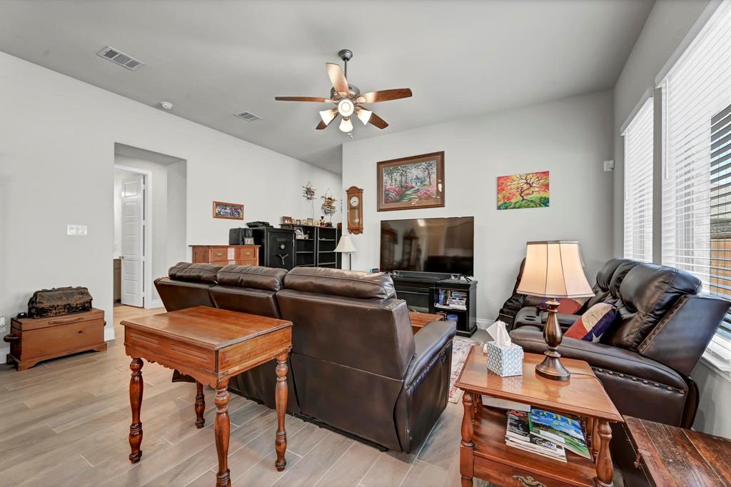 Devonshire Village 4c - Residential
