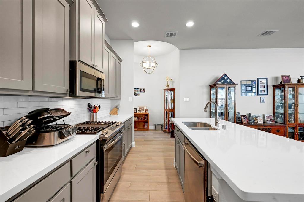 Devonshire Village 4c - Residential