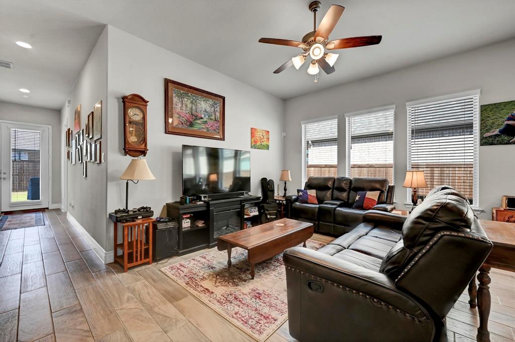 Devonshire Village 4c - Residential