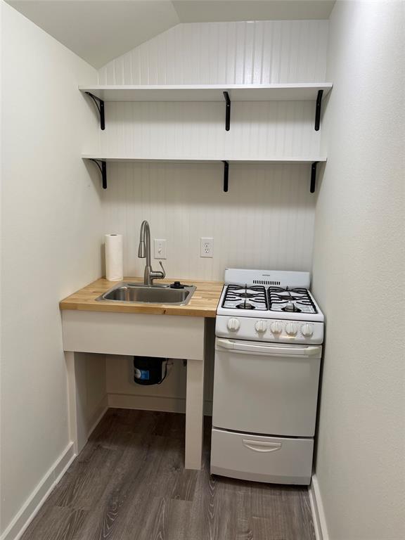 Chamberlain Arlington Heights 1st - Residential Lease