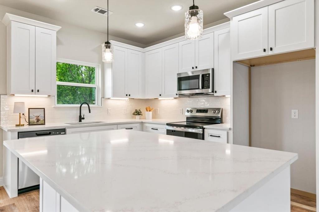 Canyon Creek III - Residential