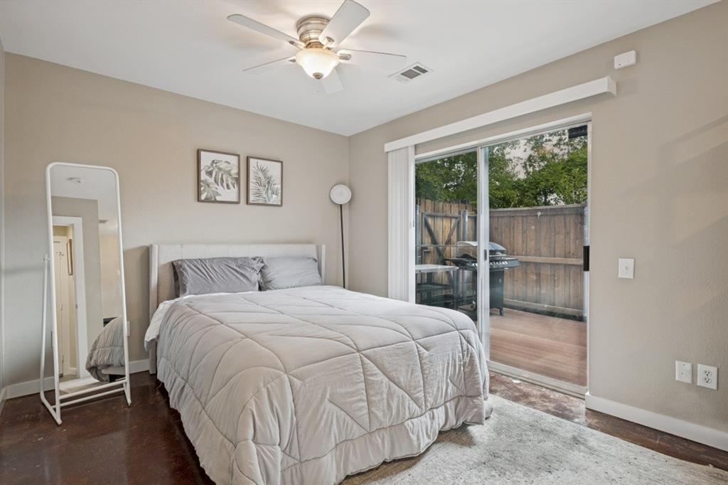 Akard Street Twnhms - Residential