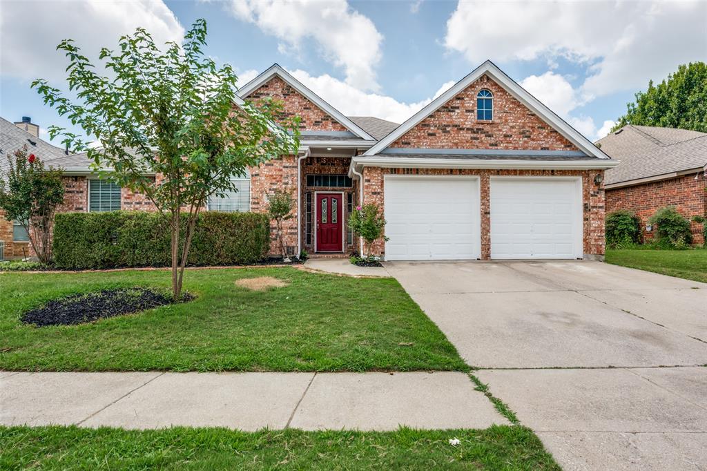 This beautifully updated David Weekley home features a highly desirable split primary bedroom and an open-concept kitchen and breakfast area flowing into the family room. Recent updates include fresh paint, new carpet, upgraded vinyl-plank floors, new light fixtures, a new microwave, and a recently replaced roof—Backyard St. Augustine laid on June 13th, 2026. Community pool and walk to Rush Creek Linear park, which ties into Sublett Creek Linear and Kane park with acres of bike, hike trails, & picnic areas! Approx. 2 mi to SJ Stovall Park, which features a 52-acre park with pools, trails, sports facilities, playgrounds & a picnic pavilion, and more. Approximately 2.5 miles to Hwy 287 and 3.5 miles to I-20, making commuting highly convenient. Located within the Mansfield ISD, with bus pick-up for all grade levels just a couple of blocks from the house.