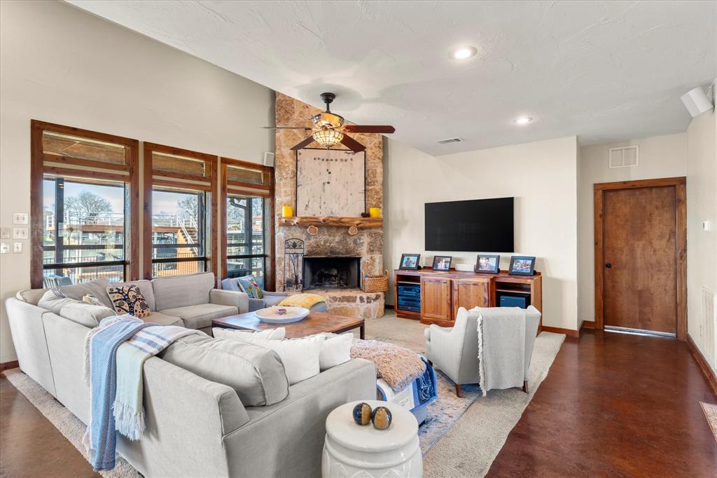 Pinnacle Club - Residential