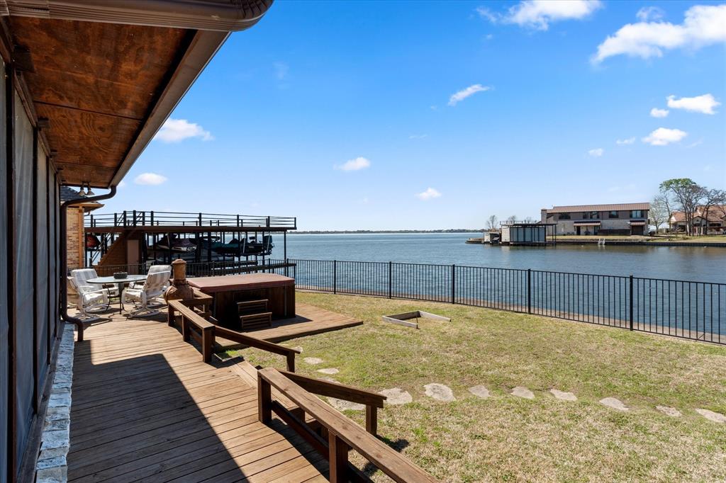 Pinnacle Club - Residential