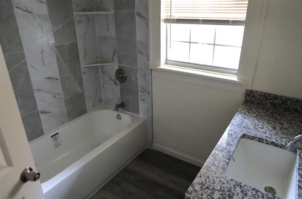 Mexia - Residential