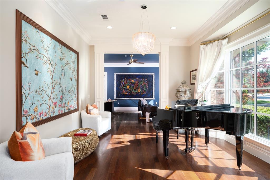 HOCKADAY SQUARE - Residential
