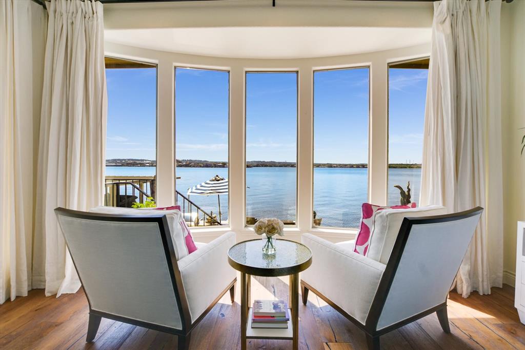 Horseshoe Bay Proper - Residential