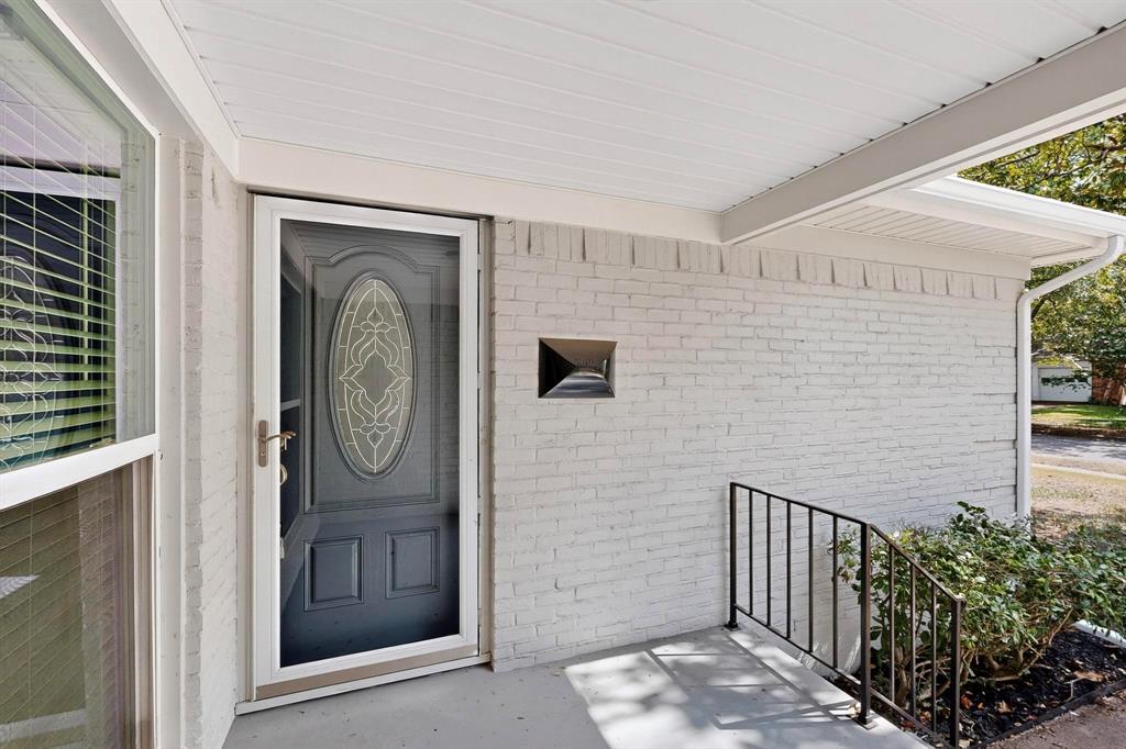 Lochwood Rev - Residential