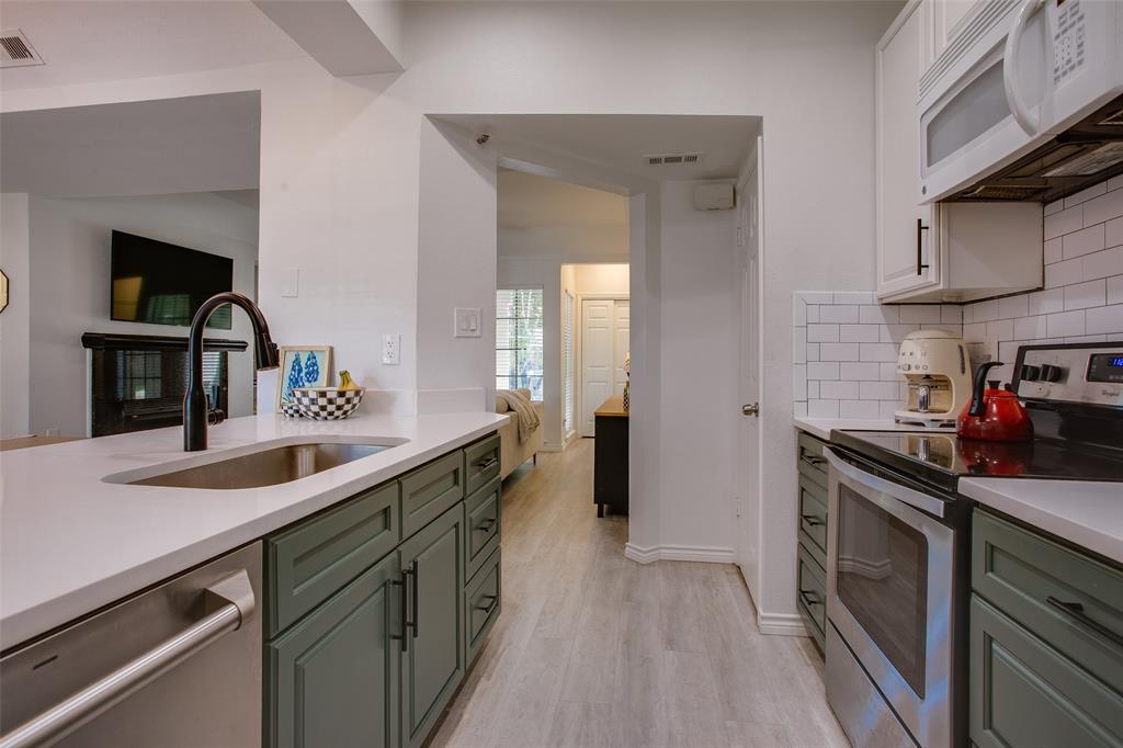 Bryan Place Condo - Residential