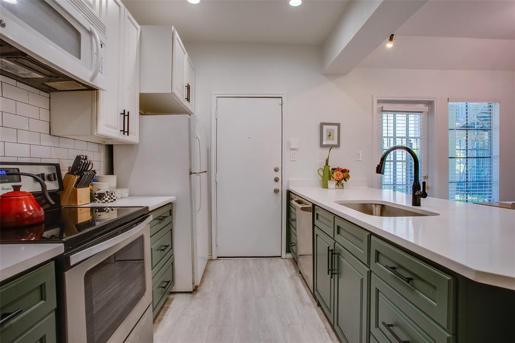 Bryan Place Condo - Residential