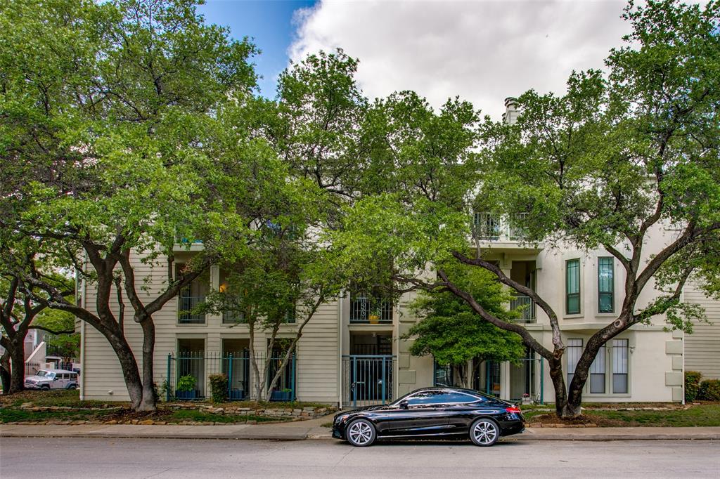 Bryan Place Condo - Residential