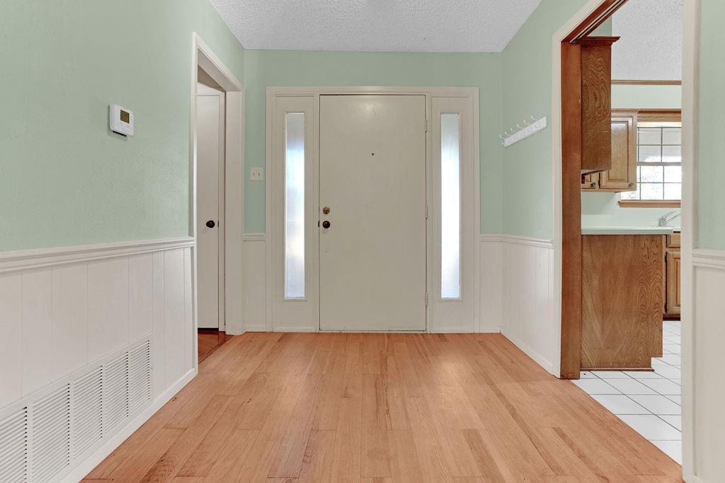 A101015 - A1015 A Walling - Residential