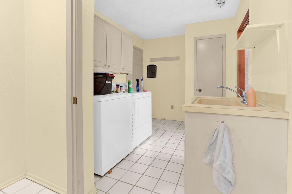 A101015 - A1015 A Walling - Residential