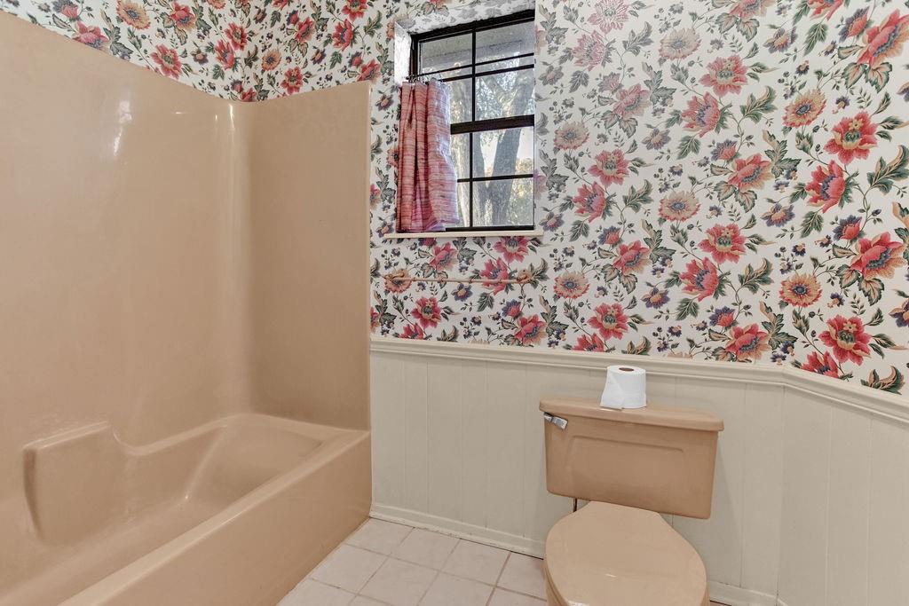 A101015 - A1015 A Walling - Residential