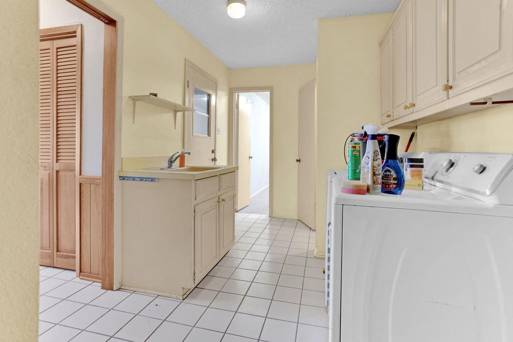 A101015 - A1015 A Walling - Residential