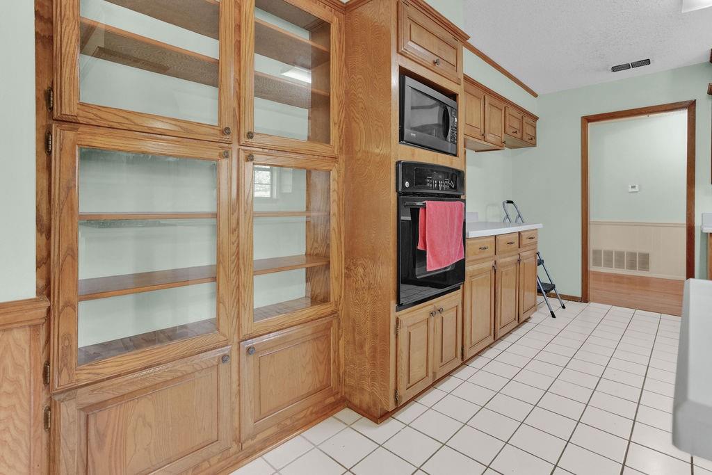 A101015 - A1015 A Walling - Residential