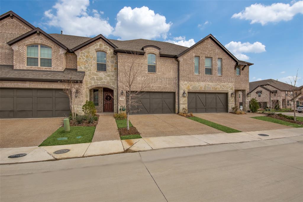 CASTLE HILLS PHASE 10 - Residential Lease