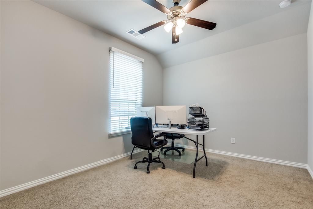 CASTLE HILLS PHASE 10 - Residential Lease