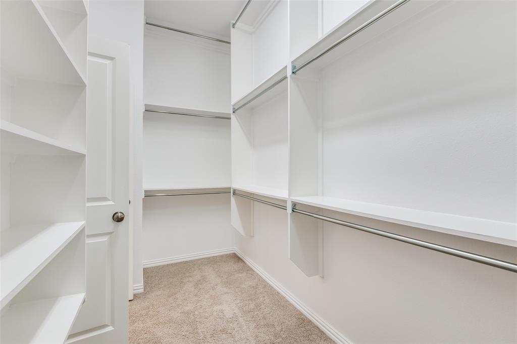 CASTLE HILLS PHASE 10 - Residential Lease