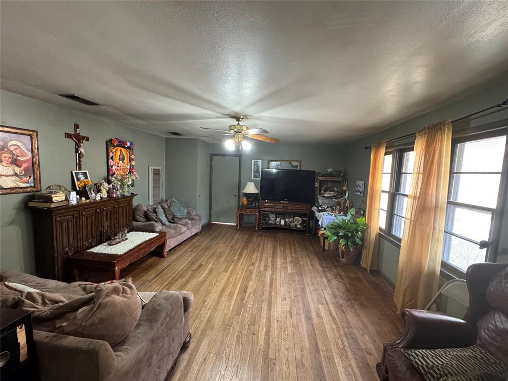 Wf Johnson Surv A-454 - Residential